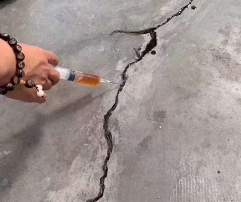 蜀山混凝土裂缝修补技术详解​